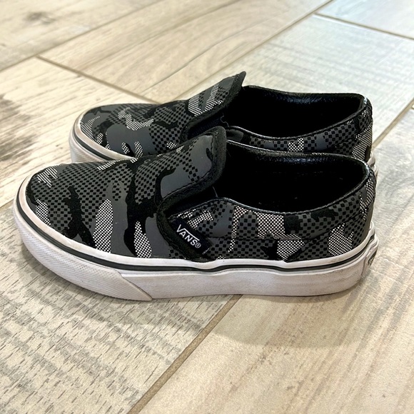 Vans camo slip ons - Picture 3 of 5